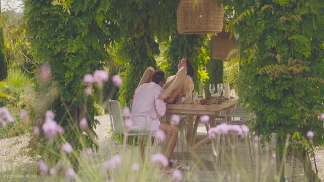 FrolicMe Anastasia Stone Makeup Sex